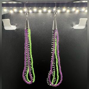 “BeetleJuice Dangles”